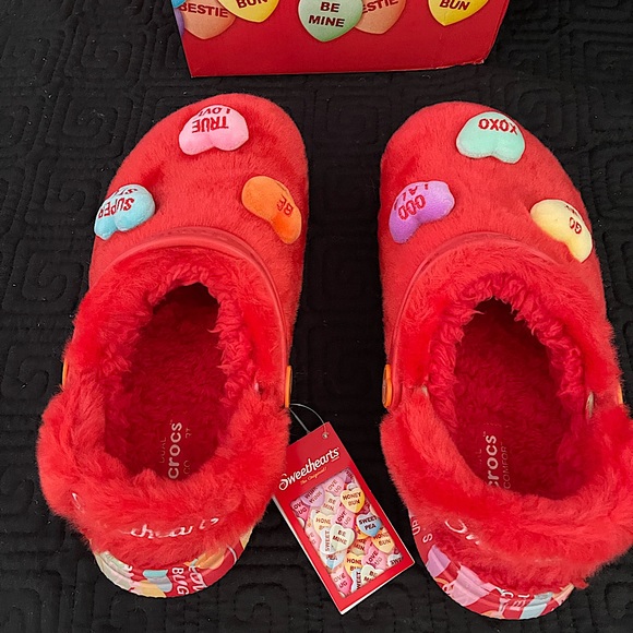 CROCS Shoes - Limited-Edition Sweethearts® x Crocs Collection